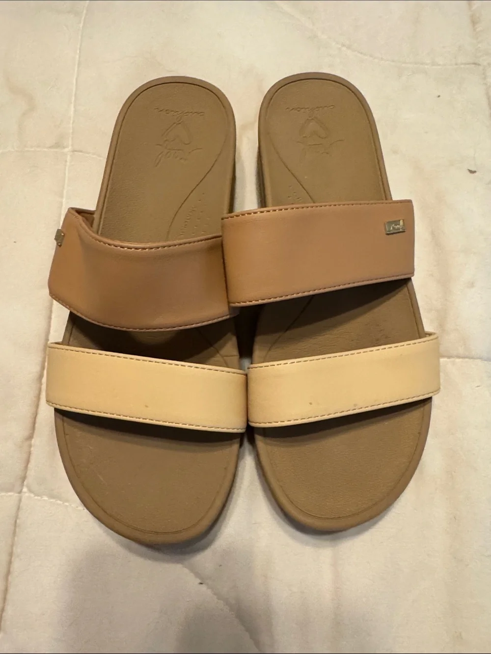 Reef cushion Vista Hi Sandals in Tan and Cream